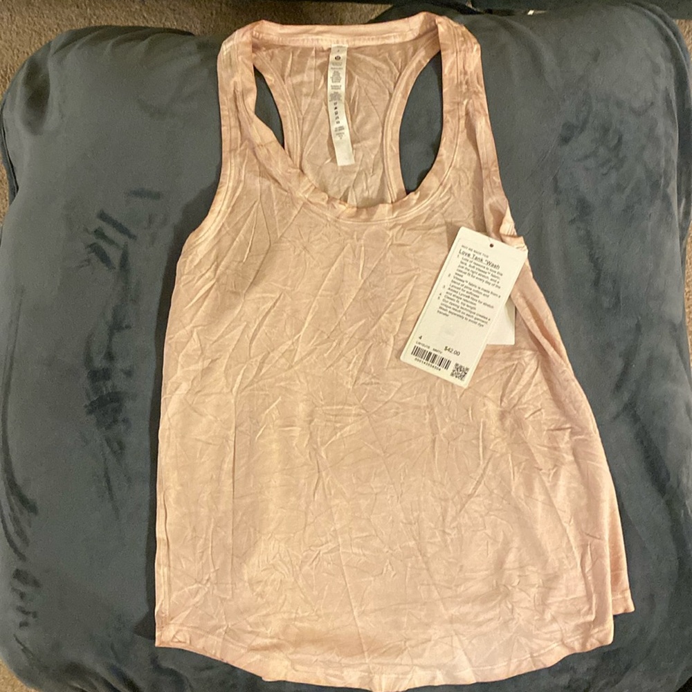 Lululemon tank top